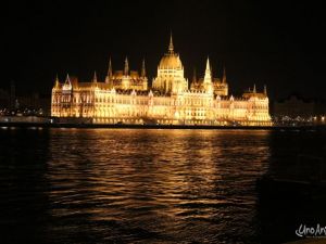 190324 Budapest  by night 01.JPG